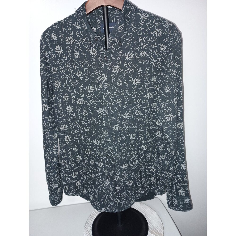 ABERCROMBIE & FITCH, Black Long-Sleeve Button-Up Shirt, Women's Size M